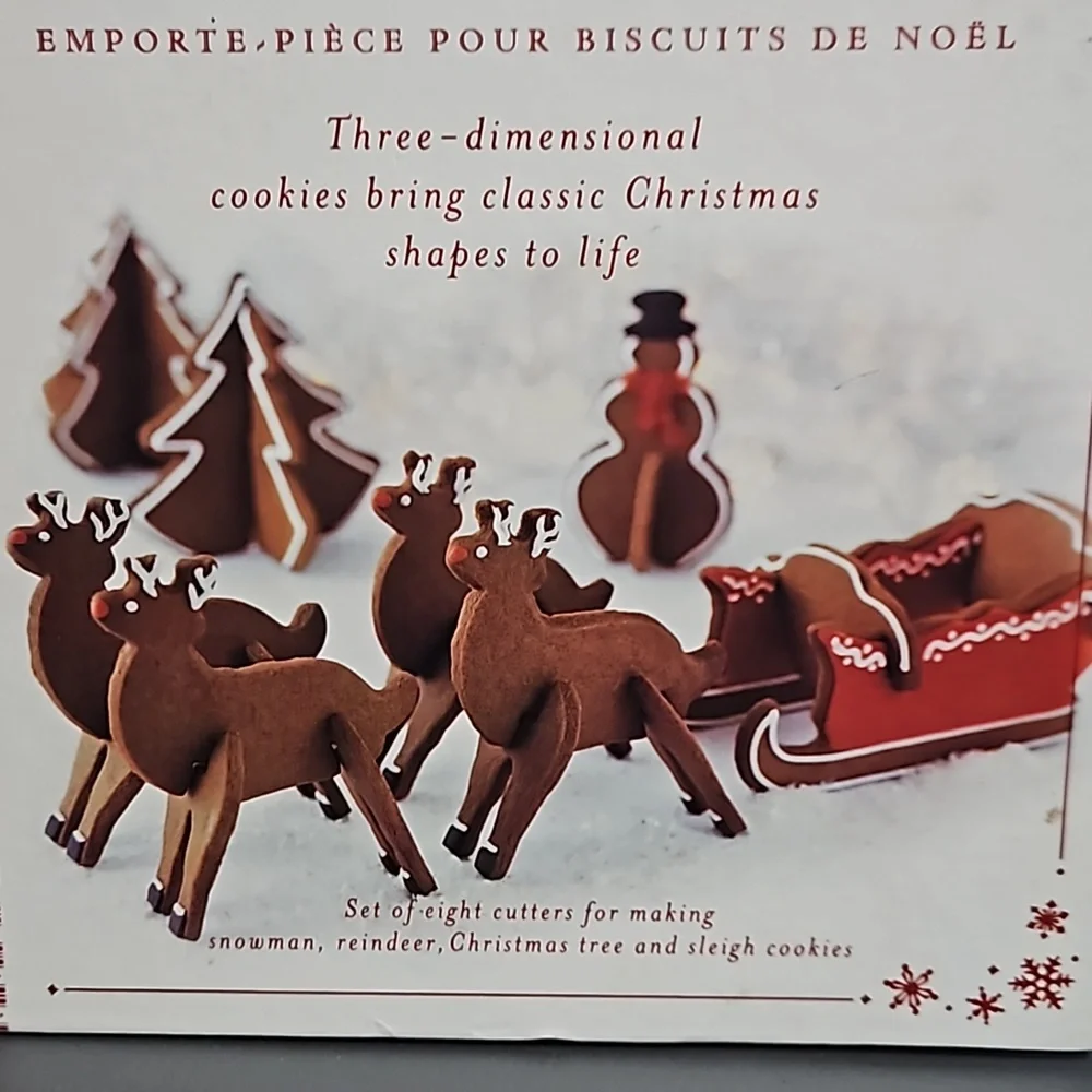 Vintage 2006 Williams Sonoma 8 pc cookie cutters Holiday Storybook Cutter Set